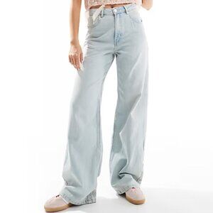 TOPSHOP WIDE BAGGY JEANS SZ 24 NEW